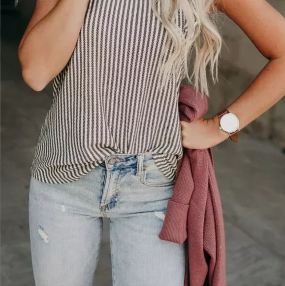 ♥️New ruffle Stripe tank top - Picture 9 of 14